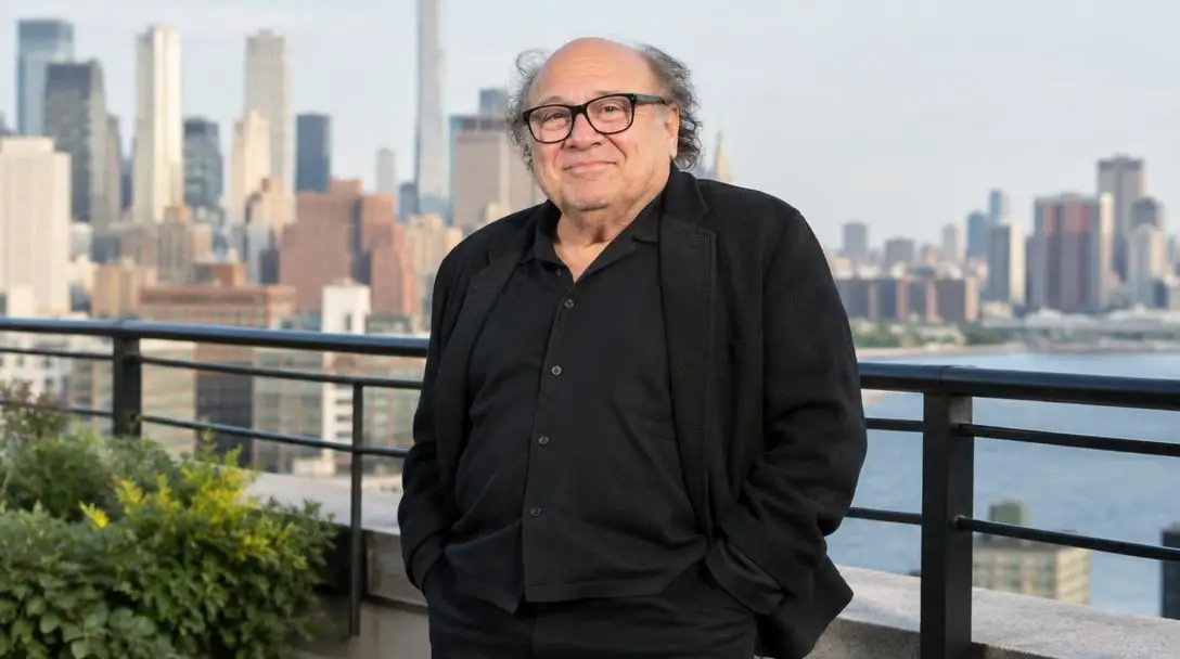 5 Financial Secrets of Danny DeVito: Spending, Investments, and Net Worth
