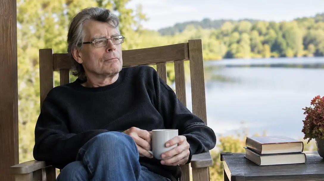 5 Financial Secrets of Stephen King: Spending, Investments, and Net Worth