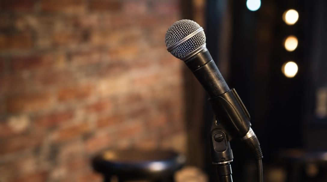 5 Genuine Life Lessons Straight From Stand-Up Comedy Routines