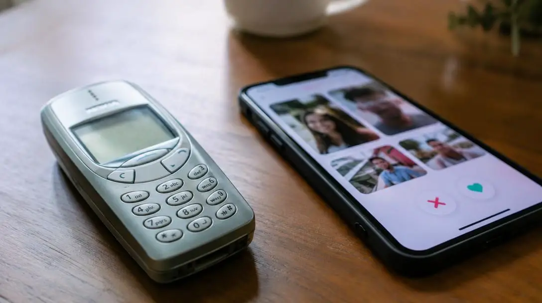 5 Ways Dating Has Changed Since The 90s