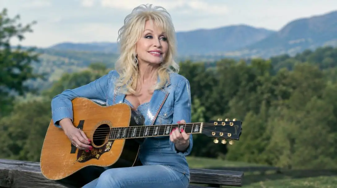 5 Weird Dolly Parton Facts You’re Dying To Know