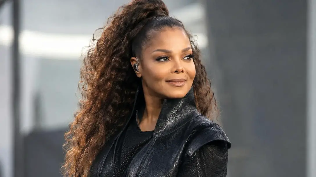 5 Weird Janet Jackson Facts You’re Dying To Know
