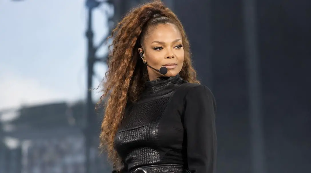 5 Weird Janet Jackson Facts You’re Dying To Know
