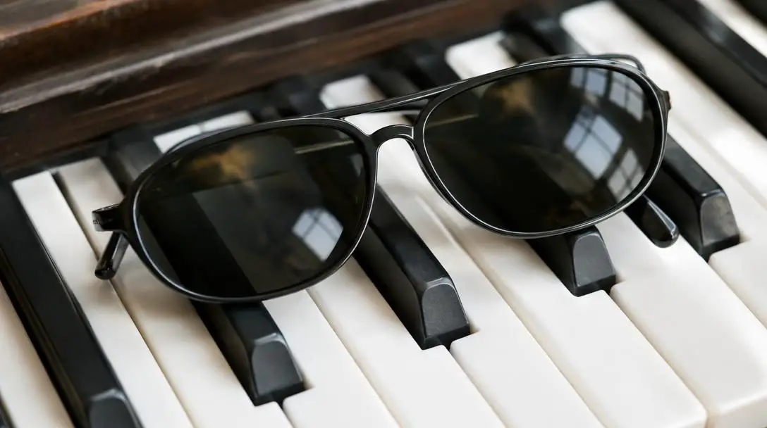 5 Weird Stevie Wonder Facts You’re Dying To Know