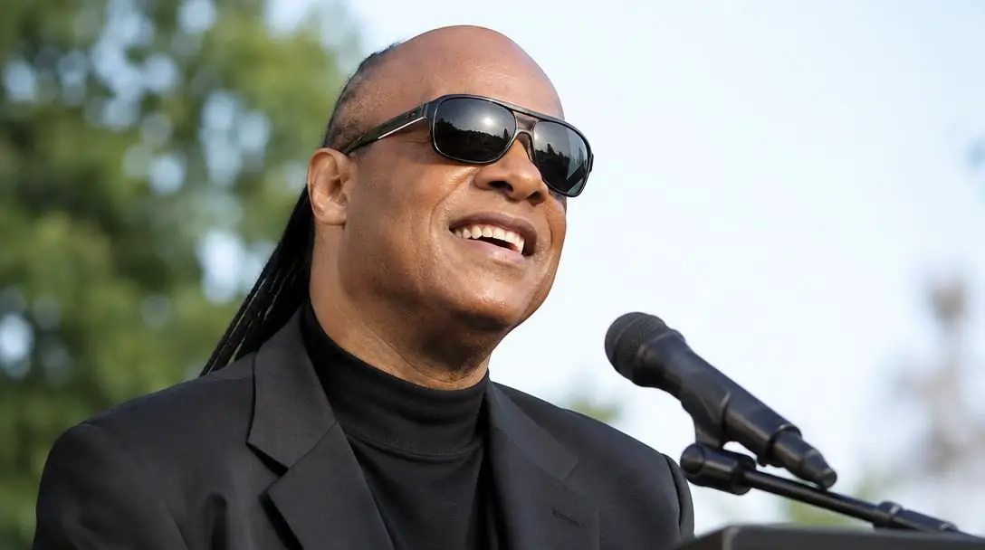 5 Weird Stevie Wonder Facts You’re Dying To Know